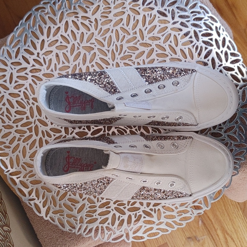Jellypop Women's Glitter Canvas Sneakers - Picture 6 of 6